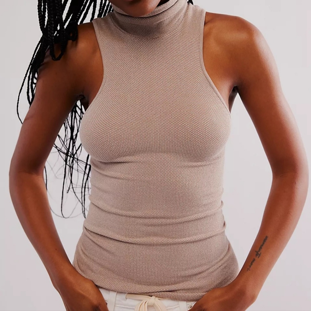 Free People Always Ready Seamless Turtleneck Tank M/L--Mocha Meringue NWT